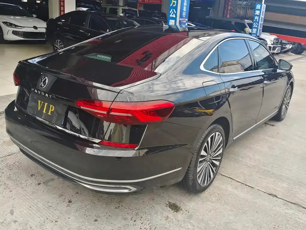 Volkswagen Passat 2021 из CN, фото 3