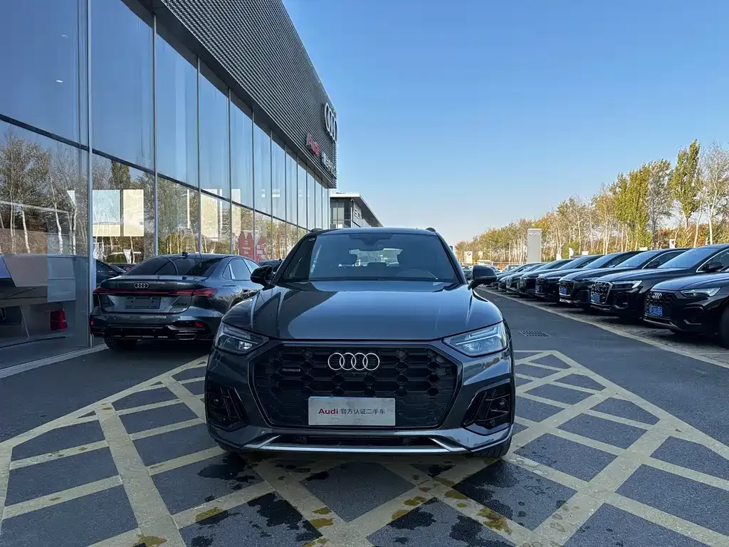Audi Q5L 2023 из CN, фото 2