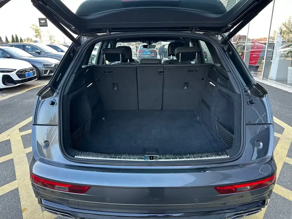 Audi Q5L 2023 из CN, фото 7