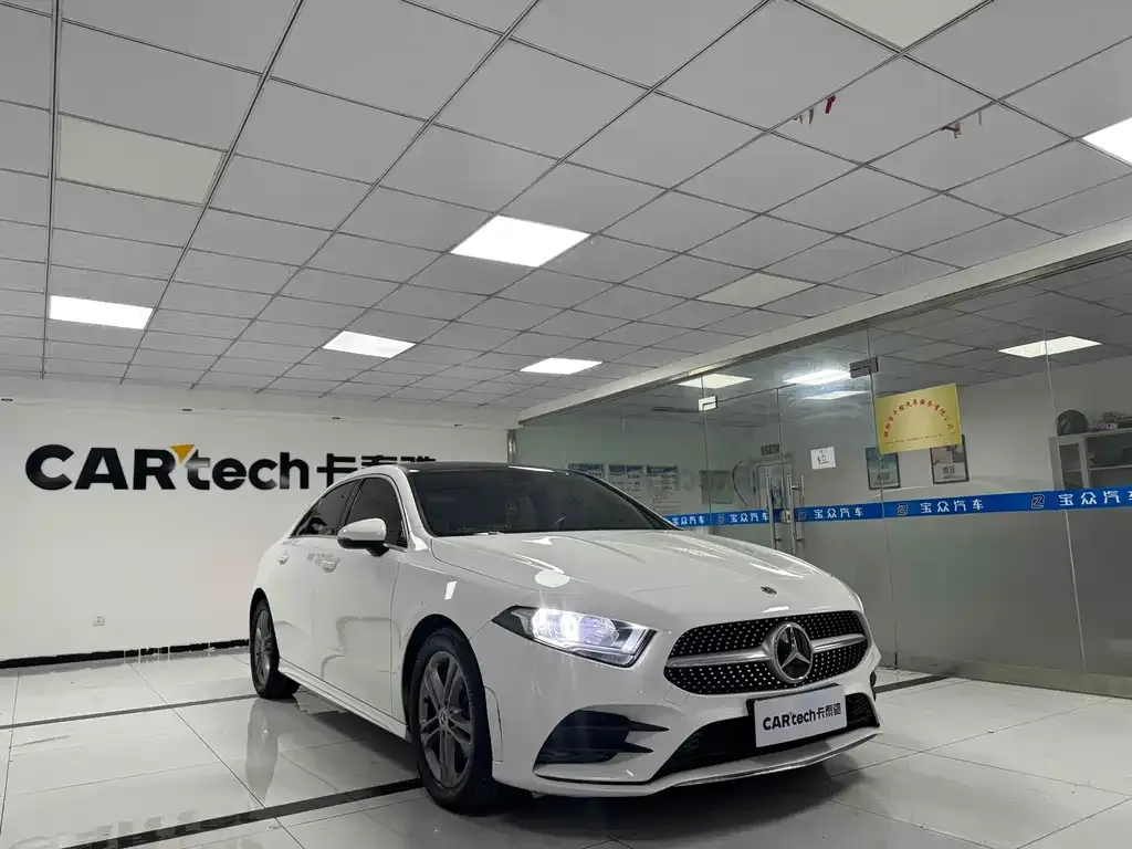 Mercedes-Benz A-Class 2023 из CN, фото 3