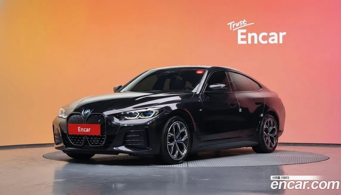 BMW i4 2023 из KR, фото 1