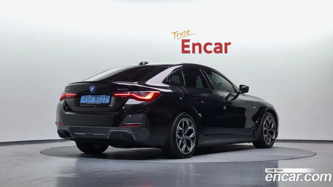 BMW i4 2023 из KR, фото 2