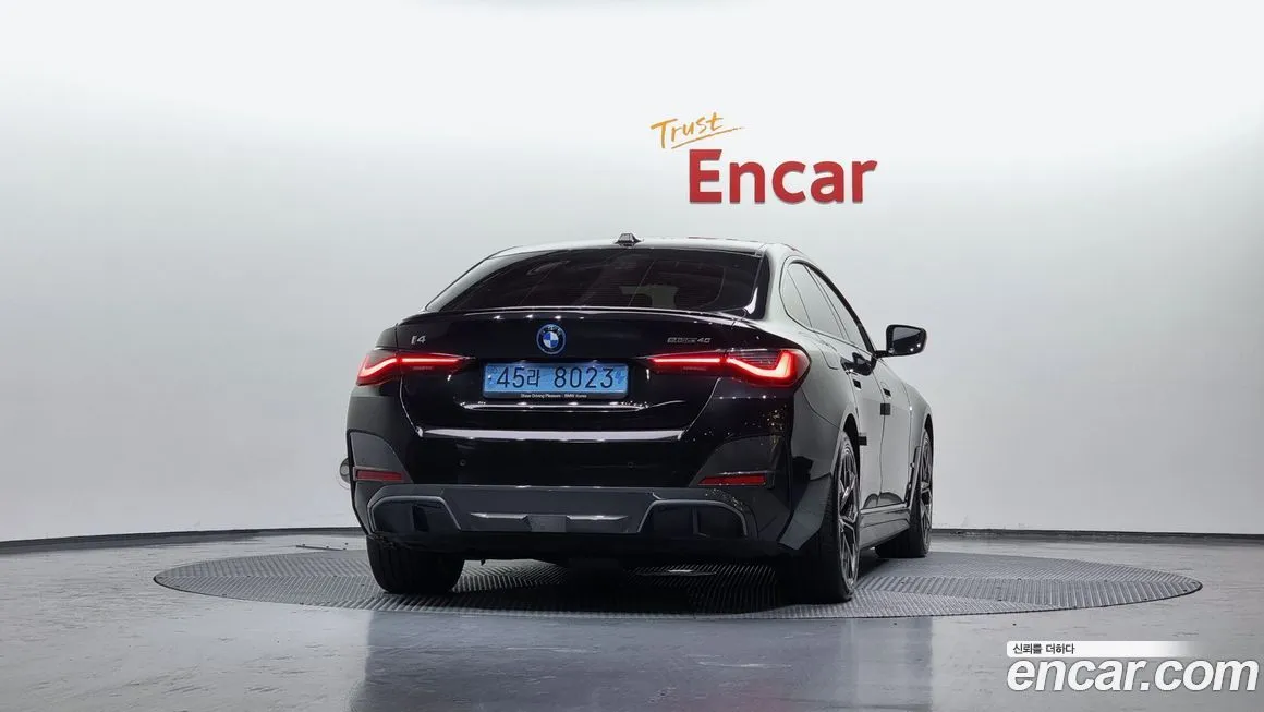 BMW i4 2023 из KR, фото 4