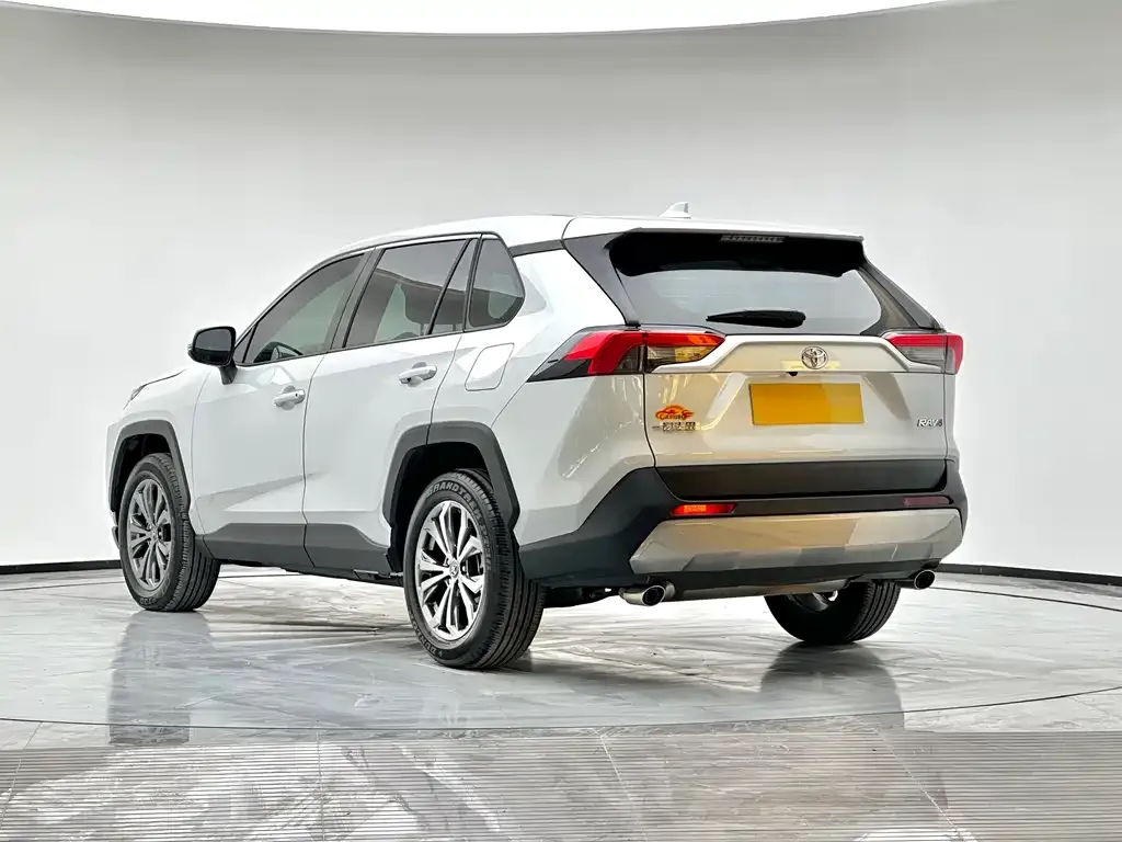 Toyota RAV4 2025 из CN, фото 7
