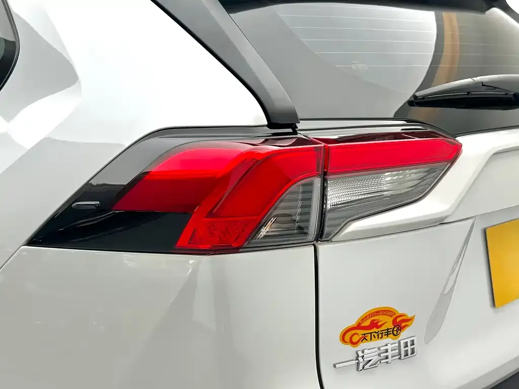 Toyota RAV4 2025 из CN, фото 8