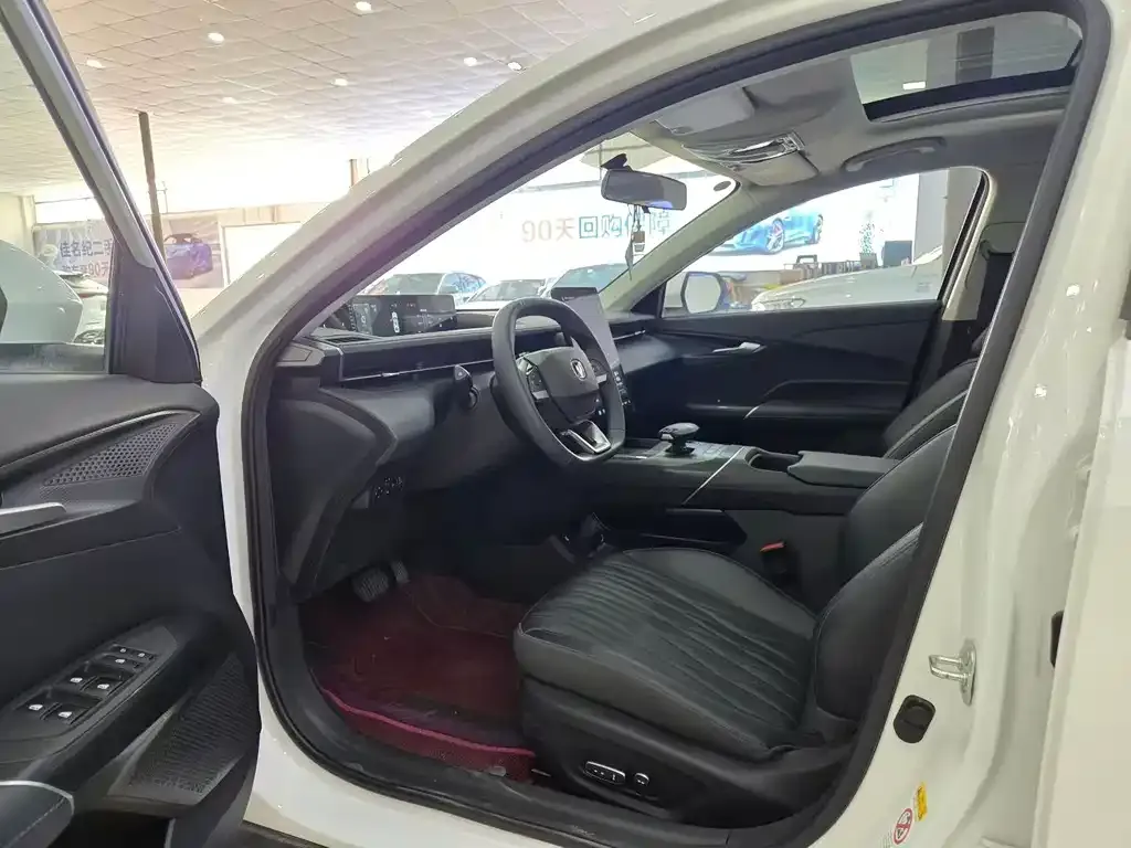 Changan Eado 2024 из CN, фото 7