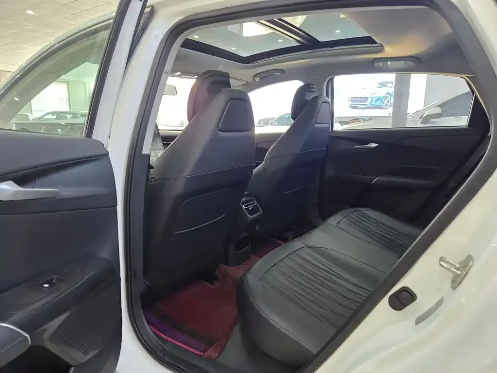 Changan Eado 2024 из CN, фото 8