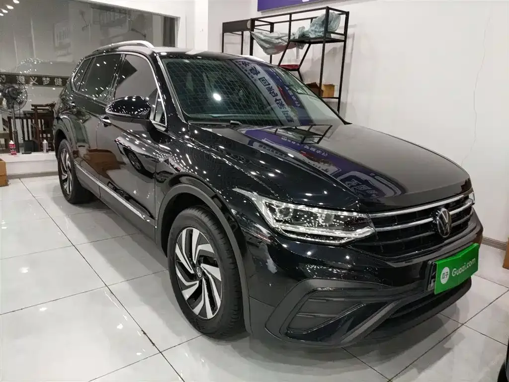 Volkswagen Tiguan L 2025 из CN, фото 4