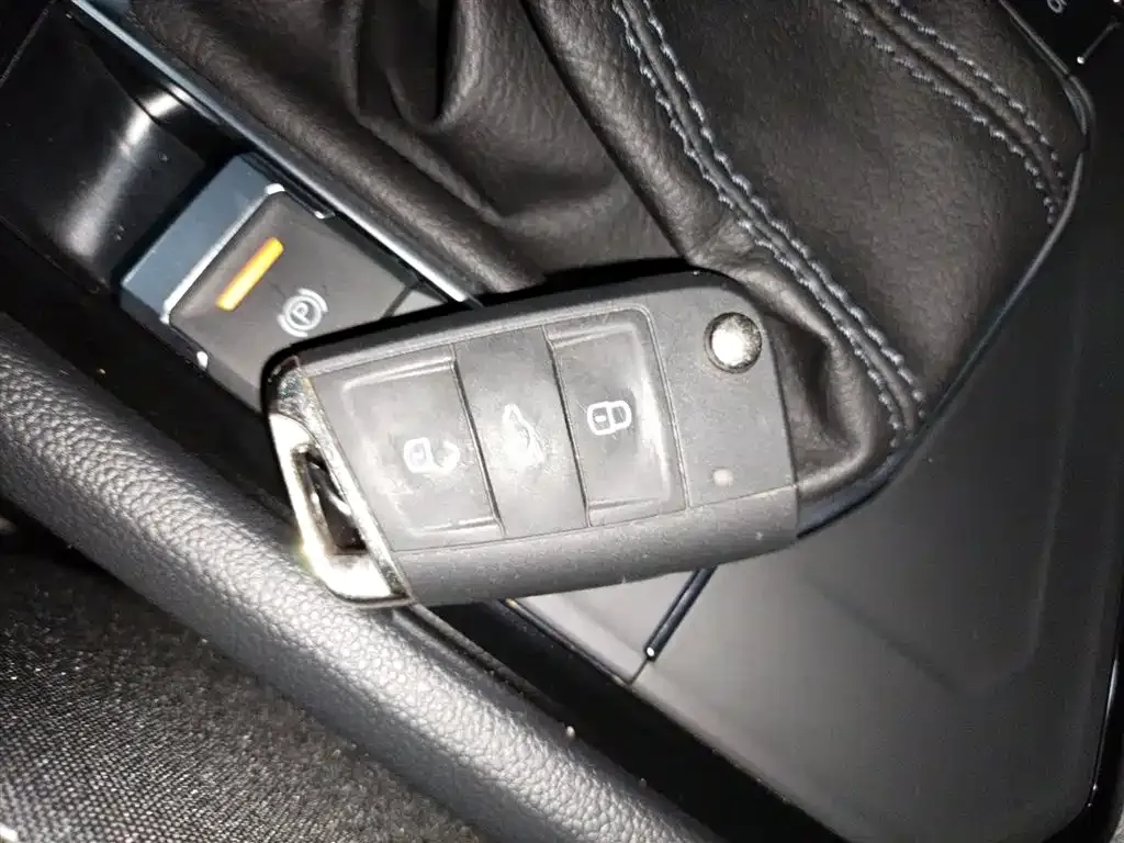 Volkswagen Tiguan L 2025 из CN, фото 9