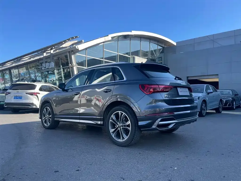 Audi Q3 — фото 4