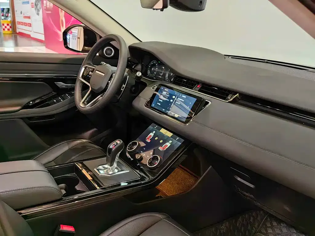 Land Rover Evoque 2023 из CN, фото 6