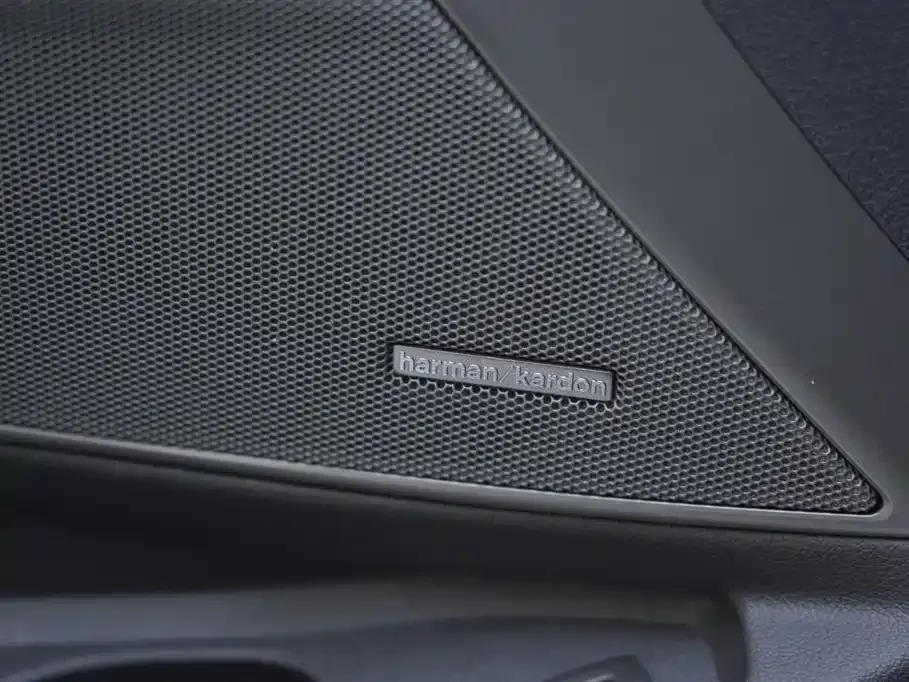BMW 3 Series — фото 10