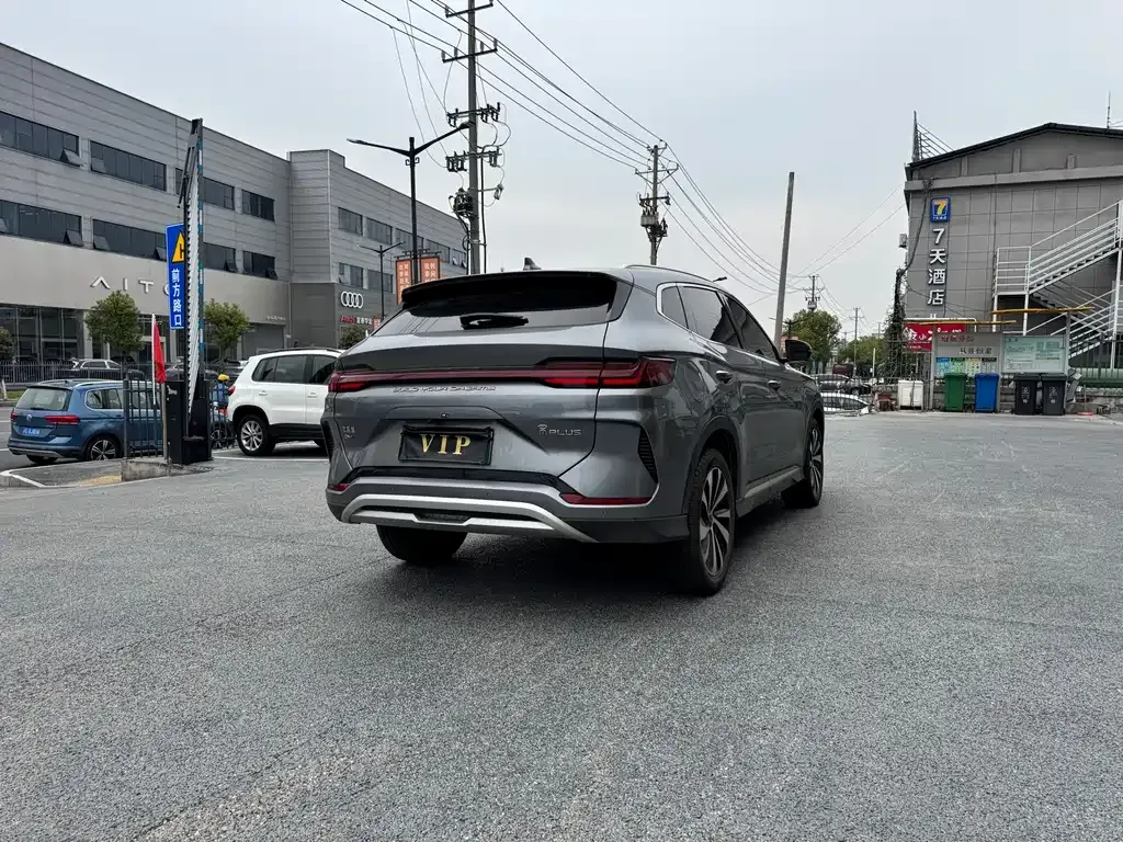 BYD PLUS New Energy — фото 3