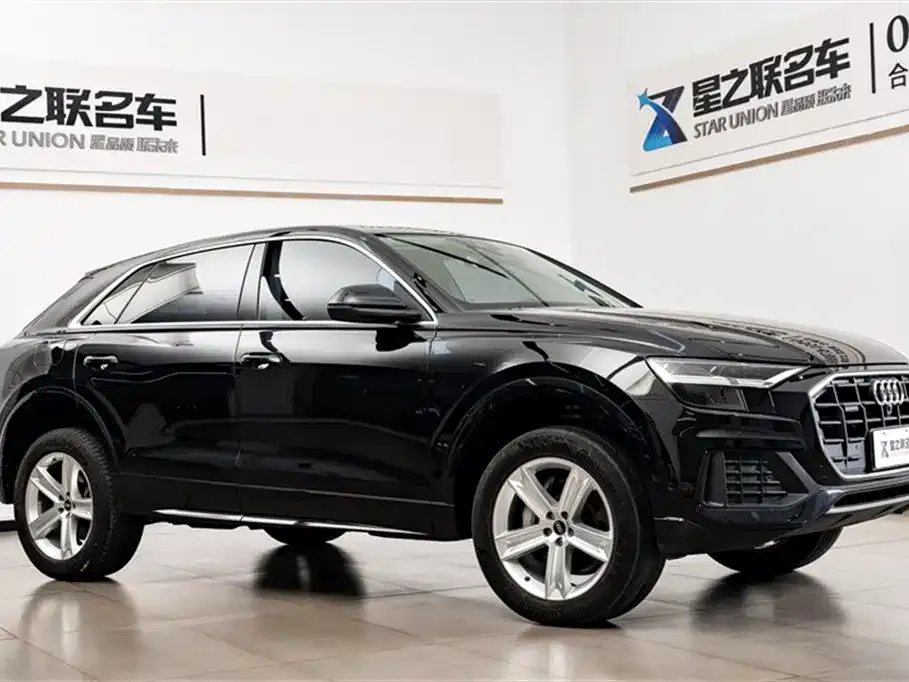 Audi Q8 2021 из CN, фото 6