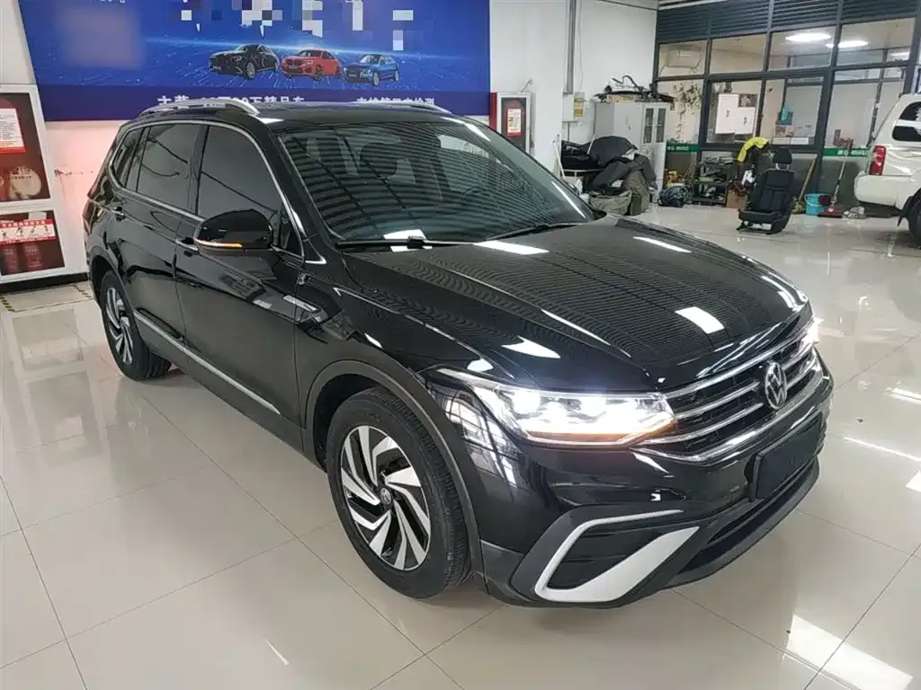 Volkswagen Tiguan L 2024 из CN, фото 4