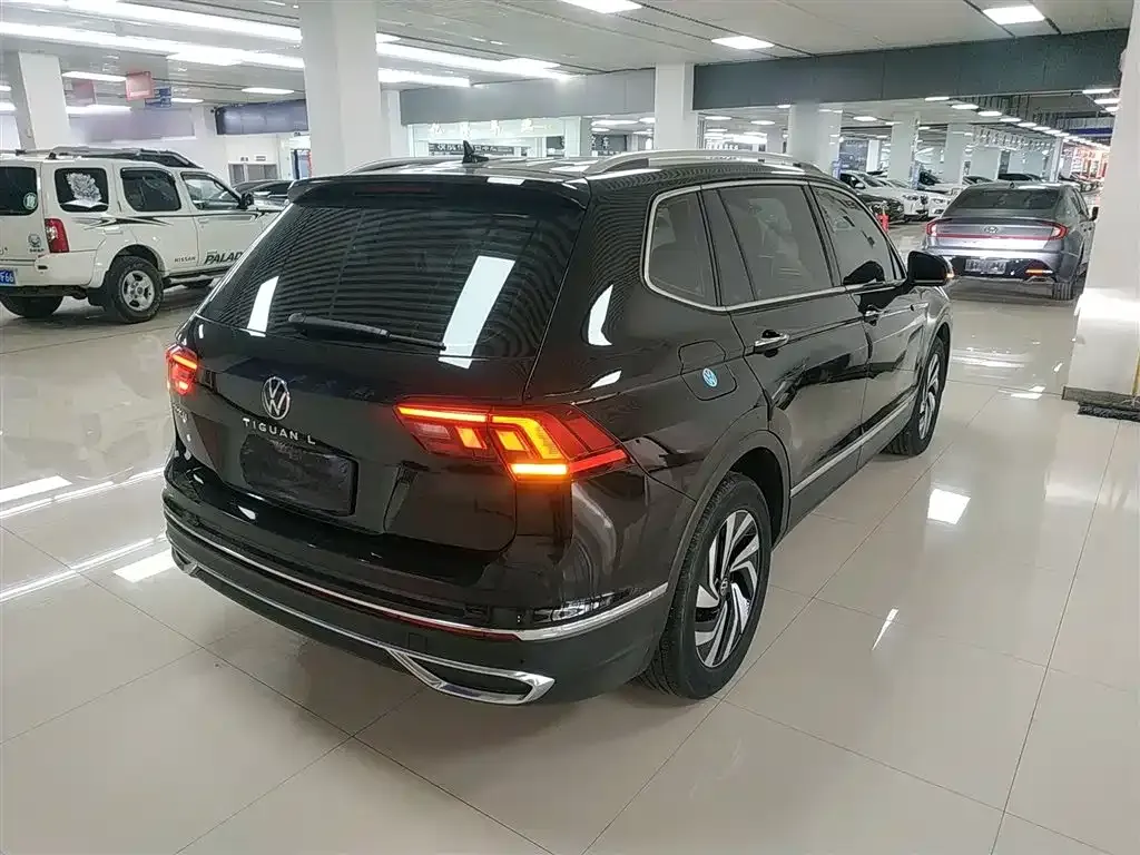 Volkswagen Tiguan L 2024 из CN, фото 7