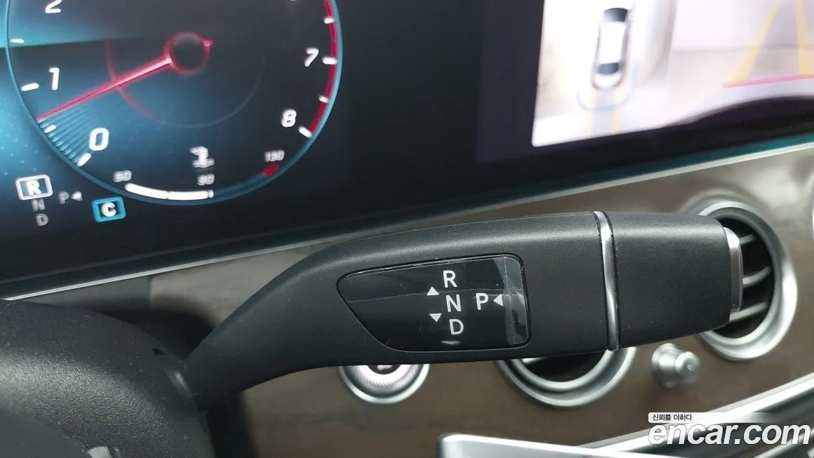 Mercedes-Benz E-Class 2022 из KR, фото 9