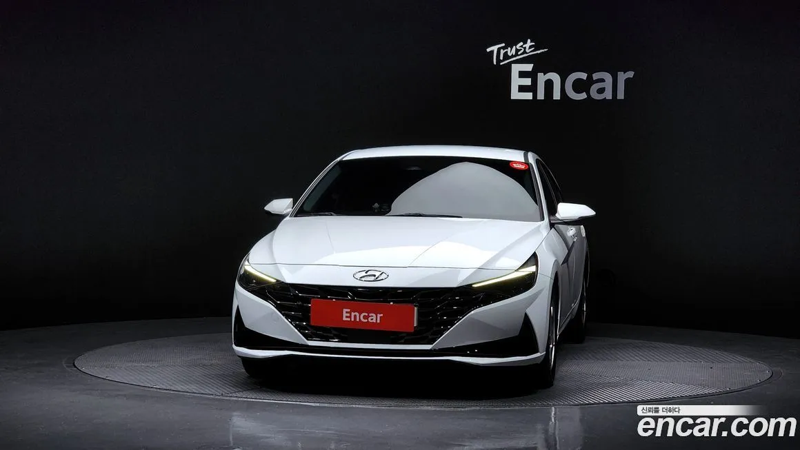 Hyundai AVANTE — фото 3