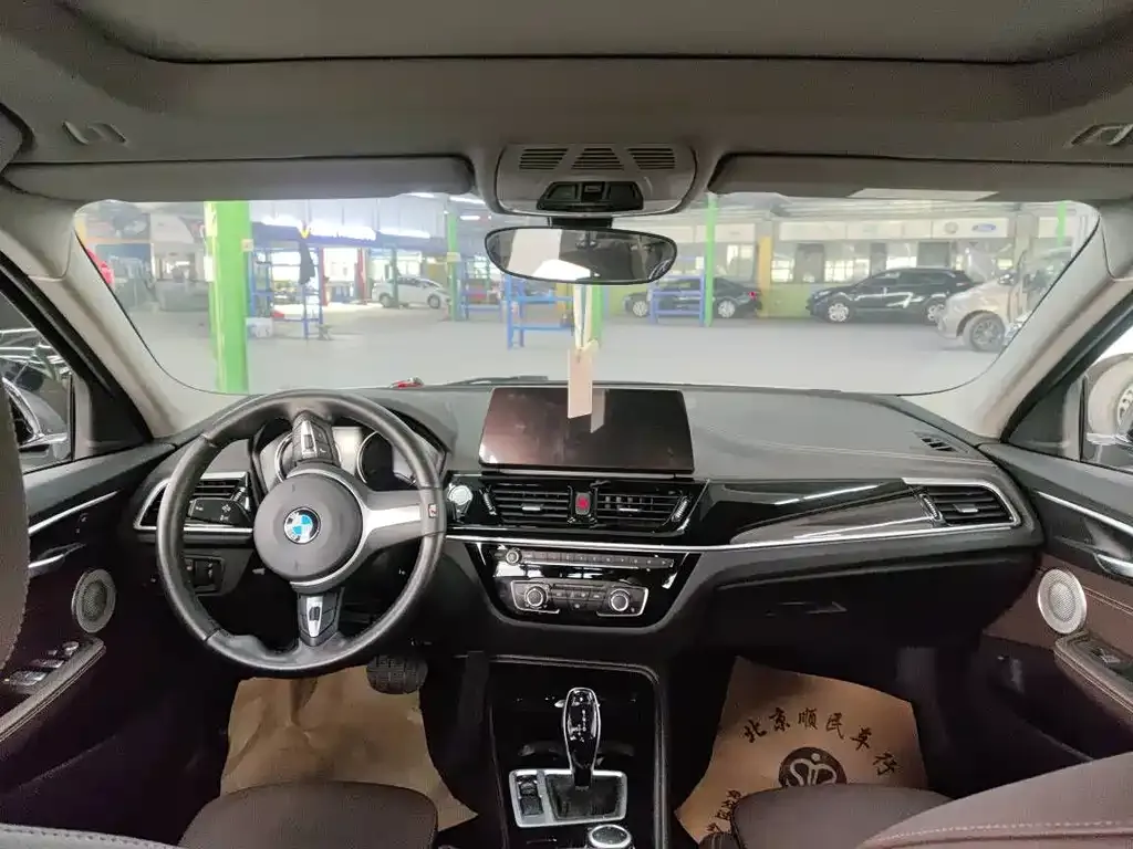 BMW 1 Series 2021 из CN, фото 8