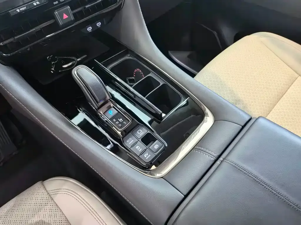 Toyota Alphard 2024 из CN, фото 7