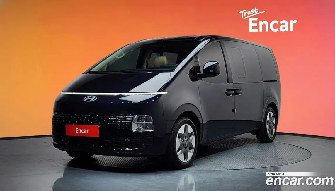 Hyundai Staria