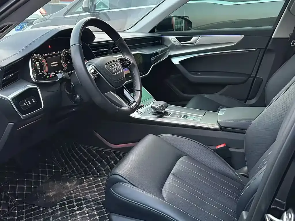 Audi A6L 2024 из CN, фото 4