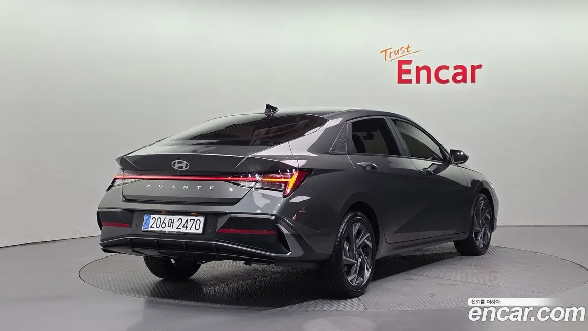Hyundai AVANTE 2024 из KR, фото 2