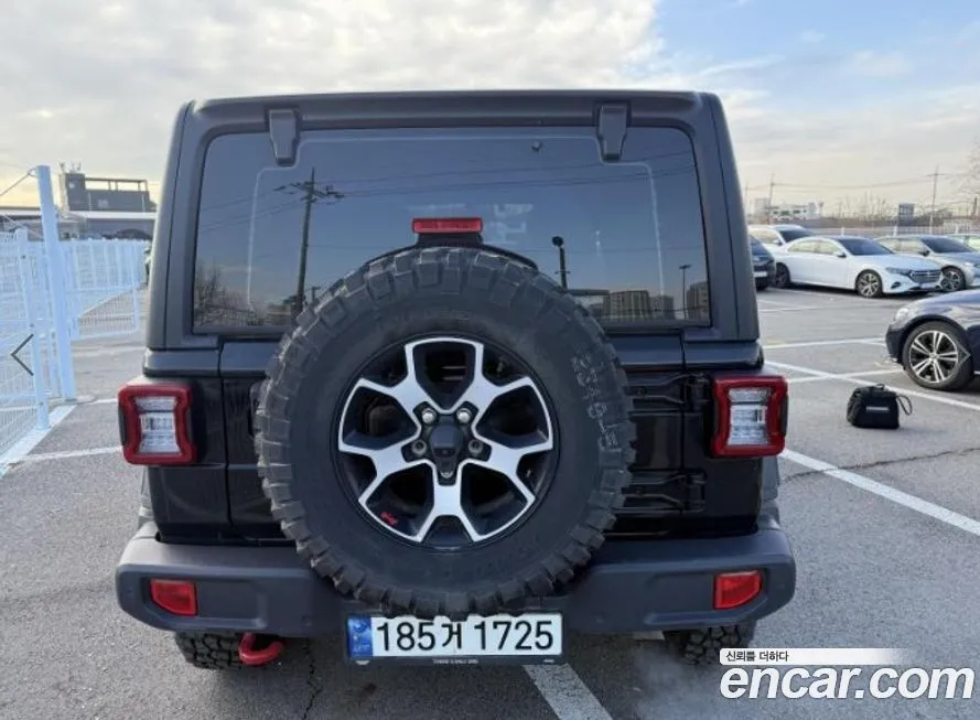 Jeep Wrangler — фото 4