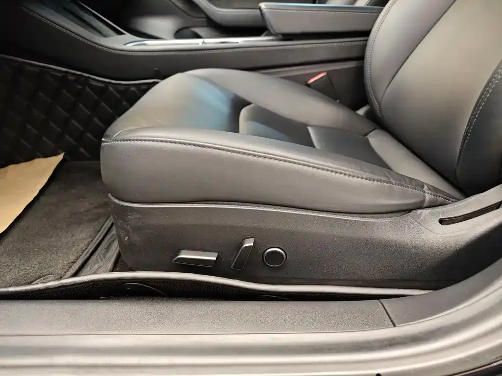 Tesla Model 3 2021 из CN, фото 10