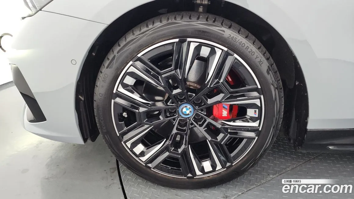 BMW i5 2024 из KR, фото 5