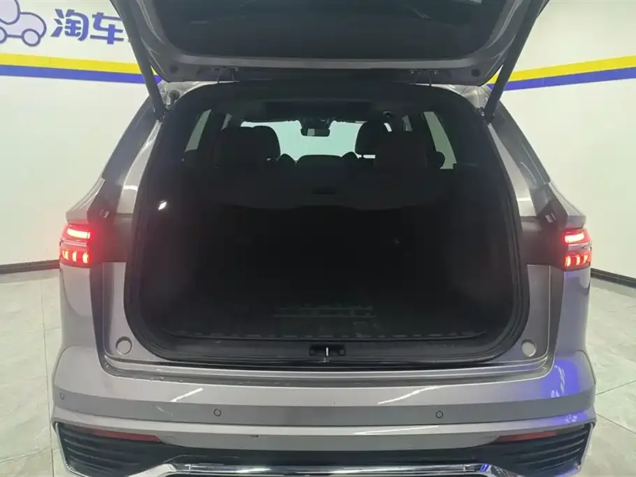 Geely Xingyue L 2023 из CN, фото 4