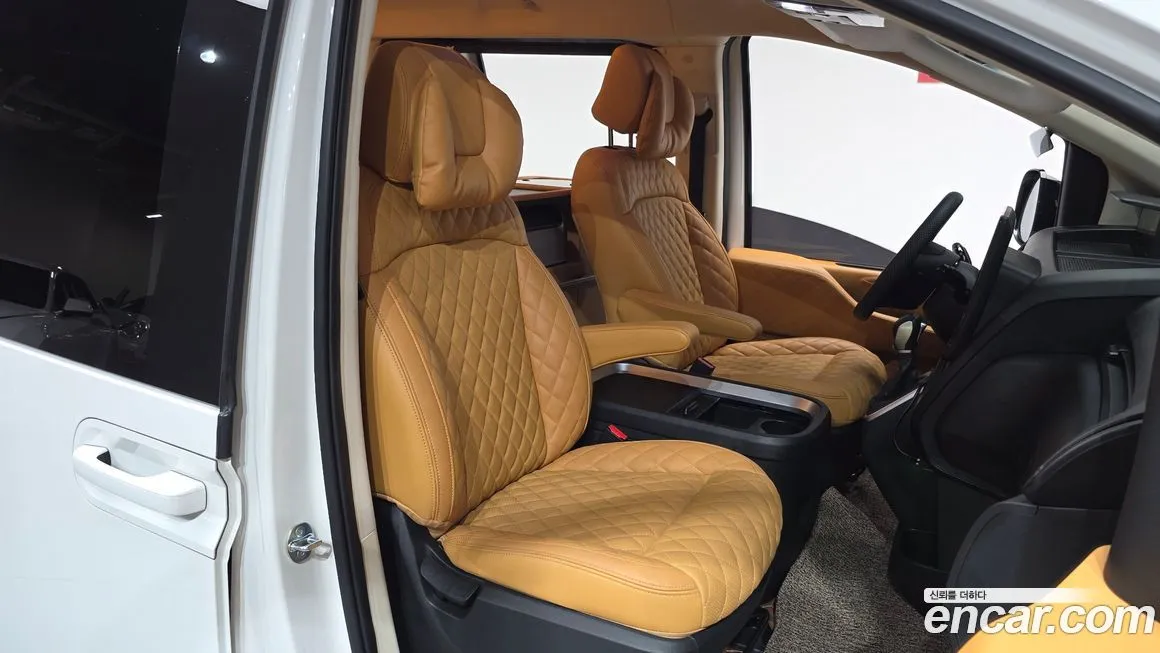 Hyundai Staria — фото 10