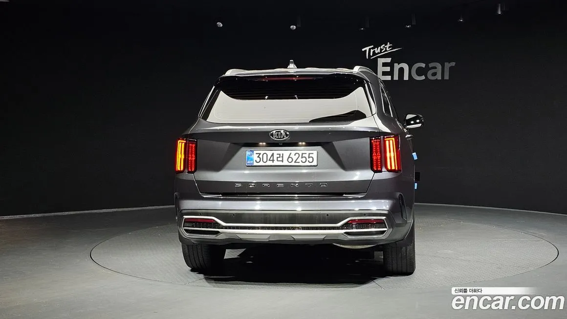 Kia Sorento — фото 4