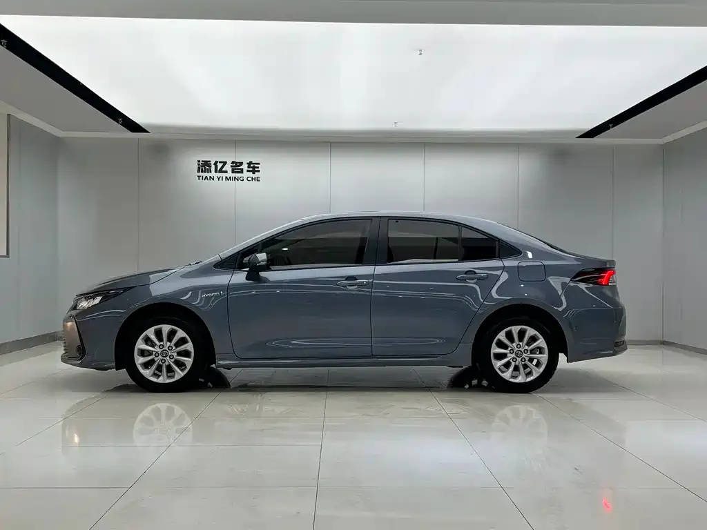 Toyota Corolla 2021 из CN, фото 6