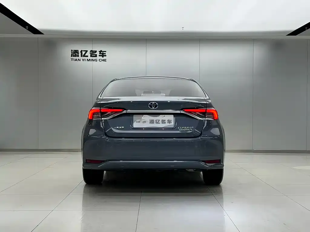 Toyota Corolla 2021 из CN, фото 7