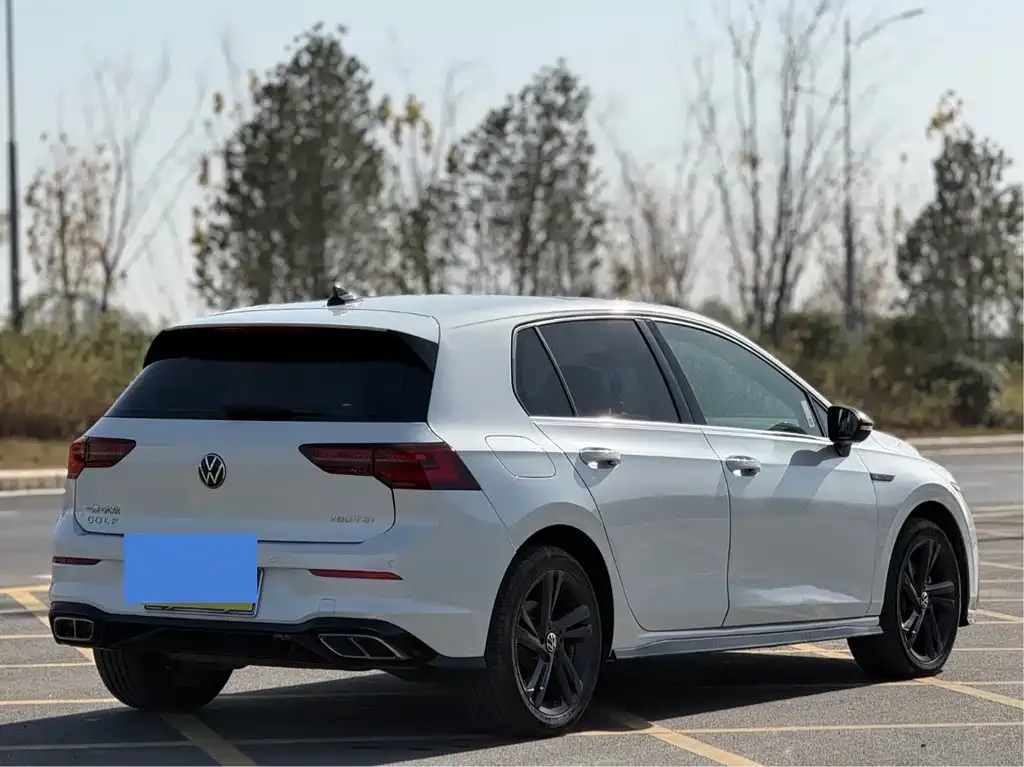 Volkswagen Golf 2022 из CN, фото 7