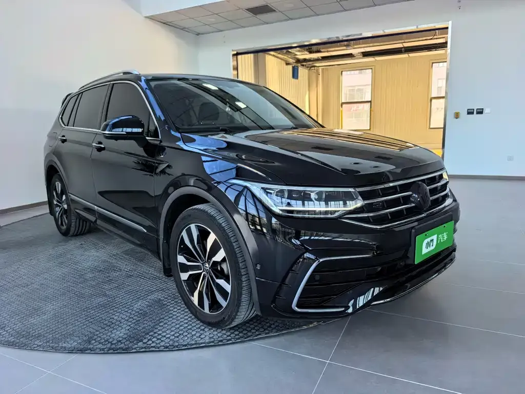 Volkswagen Tiguan L 2021 из CN, фото 3
