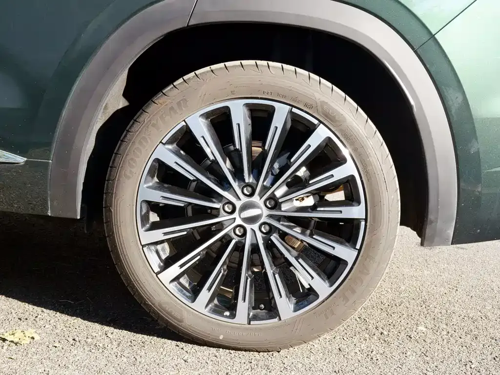 Geely Xingyue L 2024 из CN, фото 10