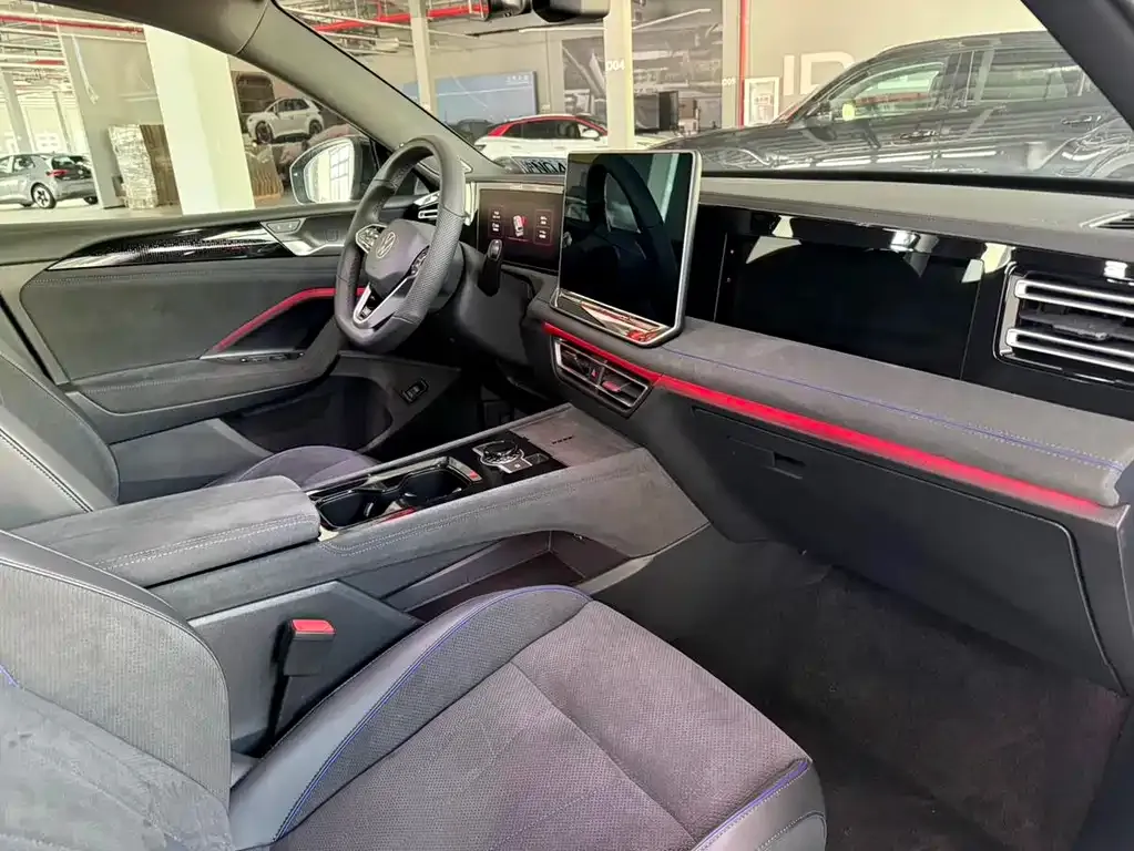 Volkswagen Tiguan L 2024 из CN, фото 7