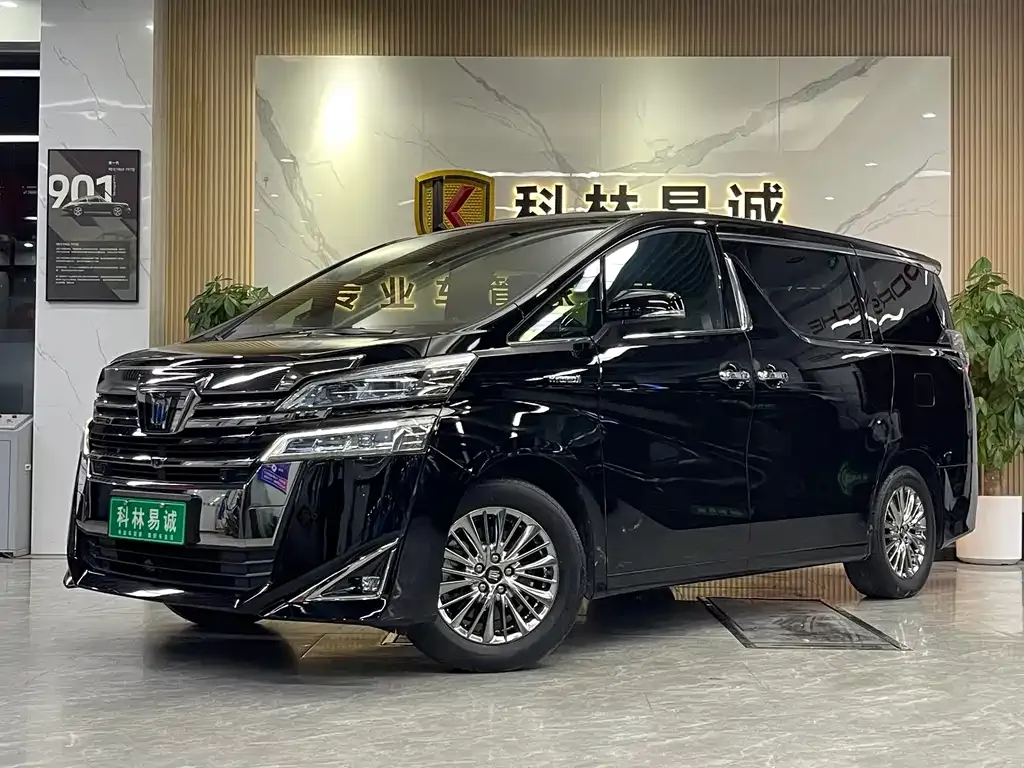 Toyota Vellfire 2021 из CN, фото 1