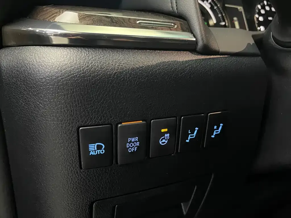 Toyota Vellfire 2021 из CN, фото 5