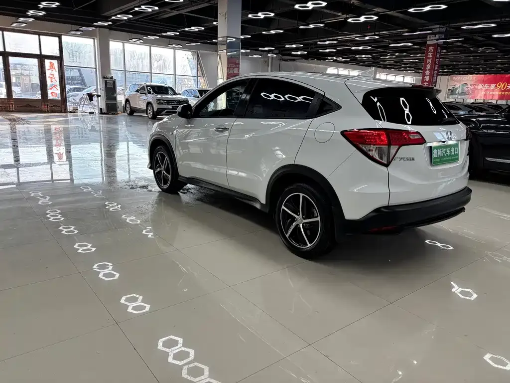 Honda Vezel 2021 из CN, фото 7