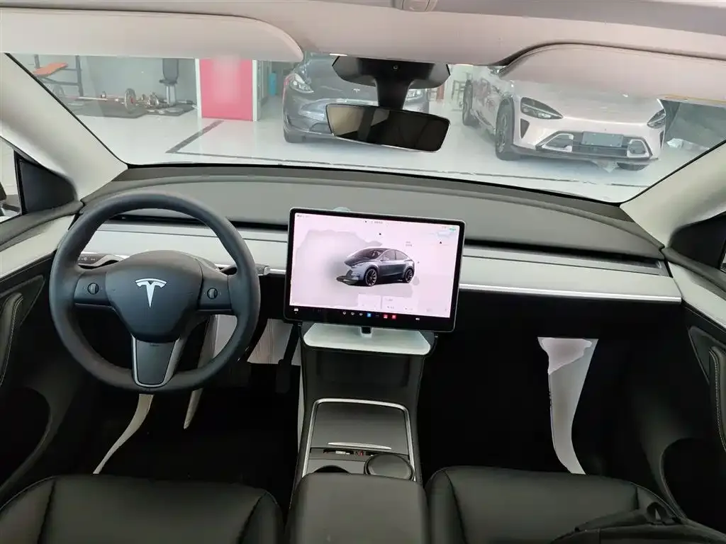 Tesla Model Y 2024 из CN, фото 10