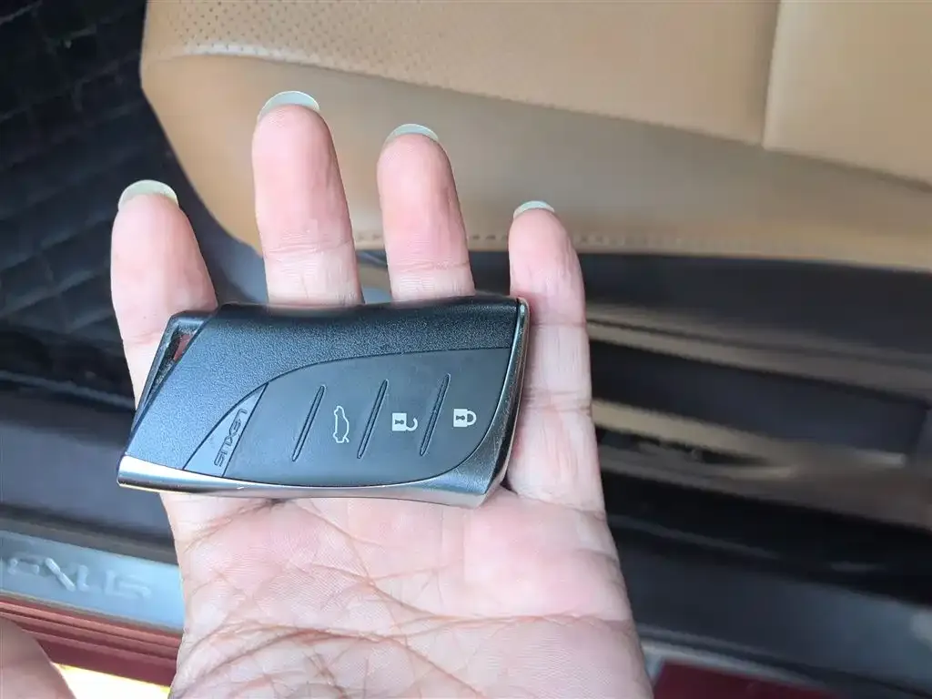 Lexus ES 2021 из CN, фото 9