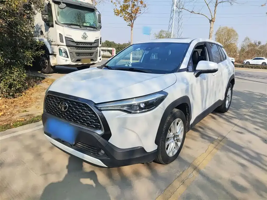 Toyota Corolla Cross 2022 из CN, фото 1
