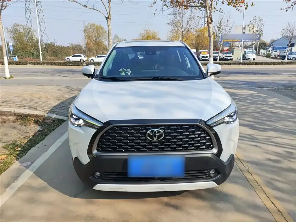 Toyota Corolla Cross 2022 из CN, фото 3