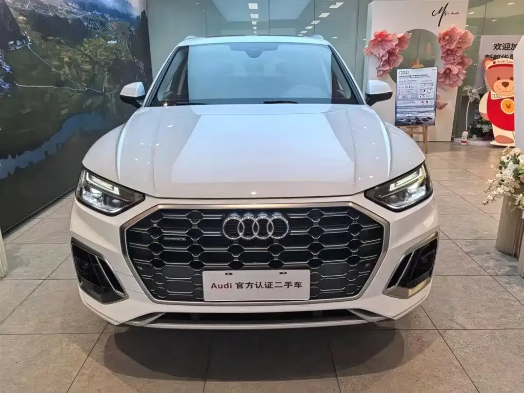 Audi Q5L 2022 из CN, фото 2