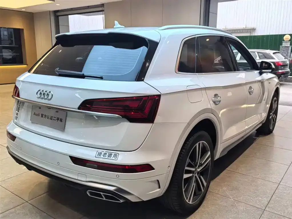 Audi Q5L 2022 из CN, фото 3