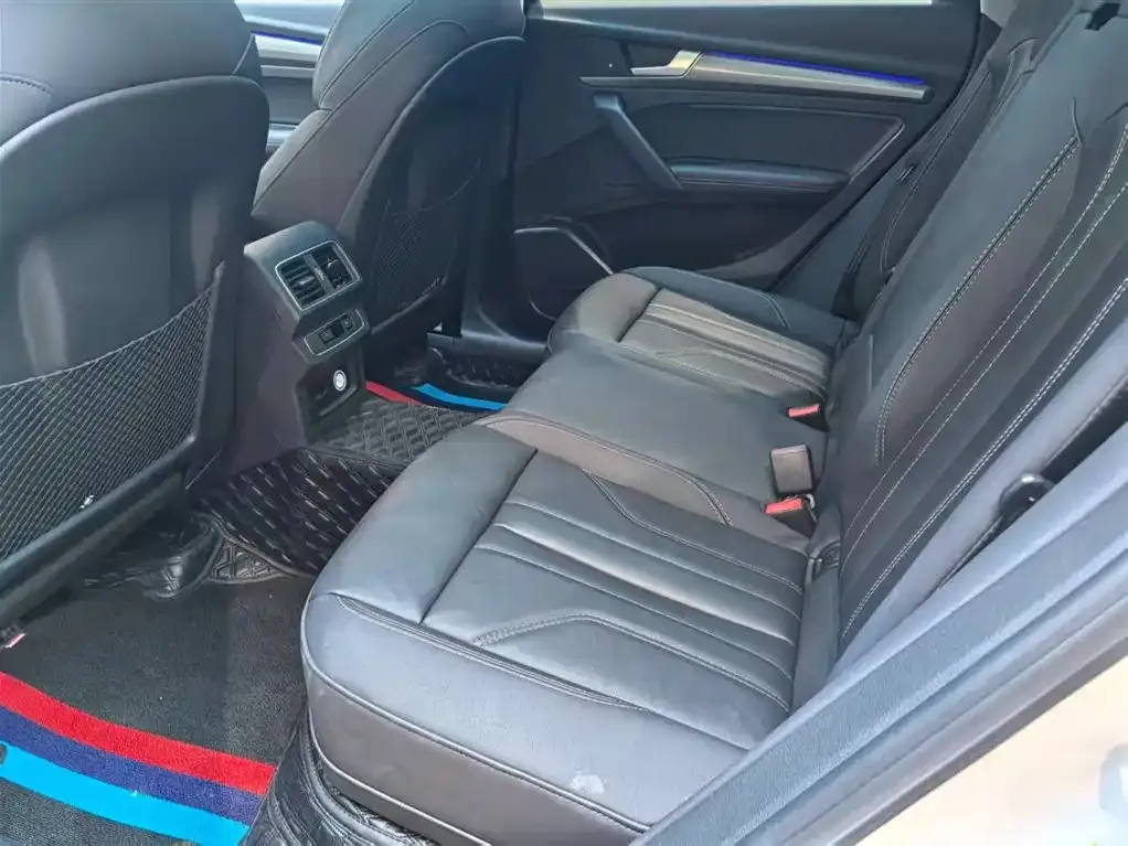 Audi Q5L 2022 из CN, фото 6