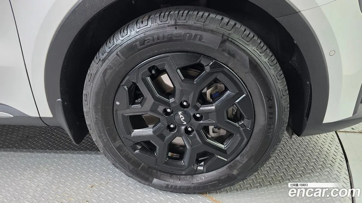 Kia Sorento — фото 5